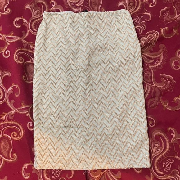 H&M Pencil Skirt - Picture 2 of 4